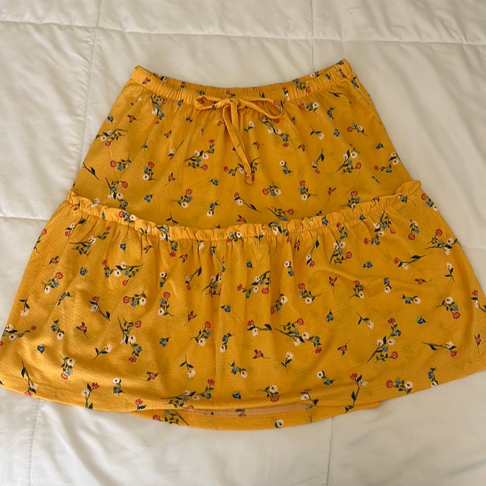 Yellow Floral Skirt .. perfect for summer . 😍